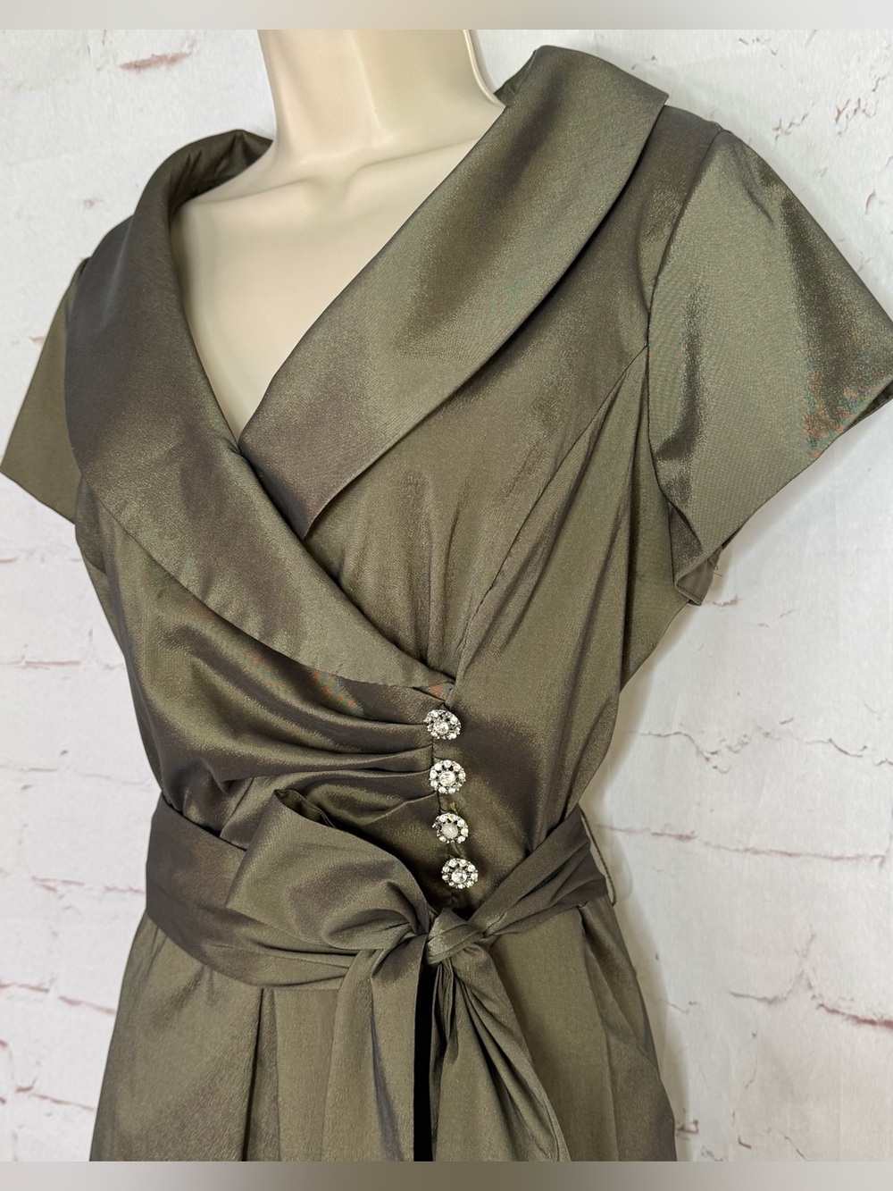 JULIAN TAYLOR Taffeta Vintage Olive Green Rhinestone Button Sz 14 Cocktail Dress - Picture 2 of 15